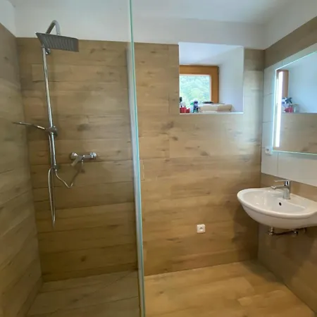 #3 With Double Bed In A With Nice Pool * Vaňov
